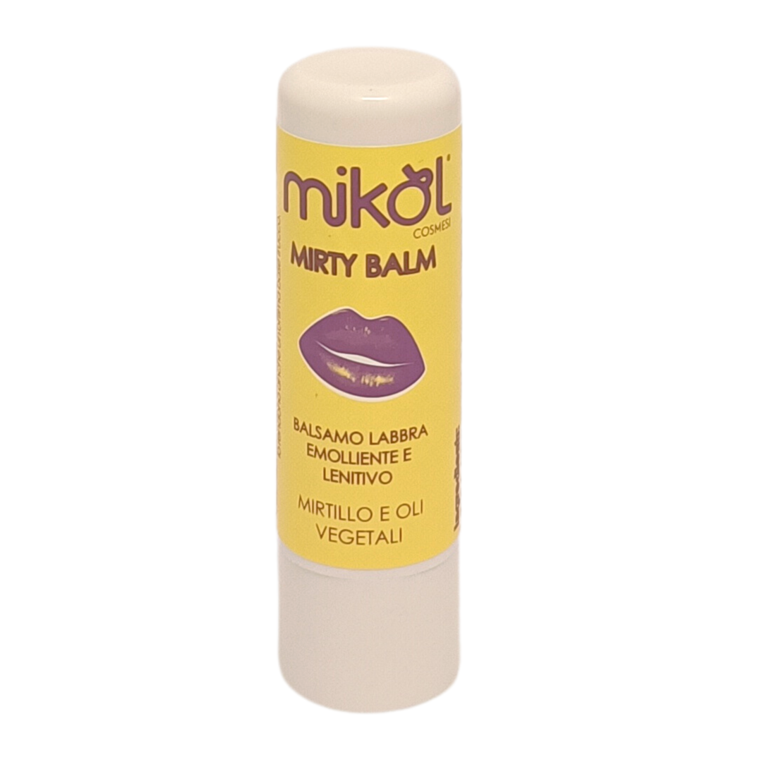 MIRTY BALM è un balsamo labbra che idrata, nutre e protegge le labbra dall’azione aggressiva degli agenti esterni. Ricco di oli vegetali e burro di cacao emollienti, svolge un’azione lenitiva grazie al mirtillo, alla calendula ed alla camomilla. La texture leggera ed il finish gloss lo rendono anche un'ottima base trucco.