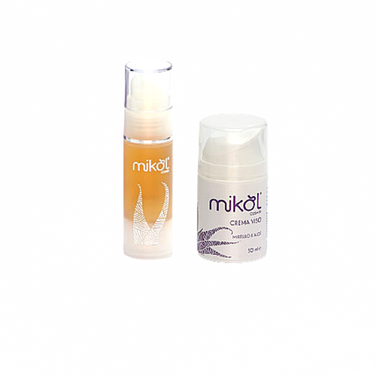 Combo Idra bomb-Mikol cosmesi-Una potente azione antiossidante ed idratante per il tuo viso, grazie alla combinazione di siero viso e crema idratante. Sfruttiamo i potenti antiossidanti naturali presenti negli estratti di mirtillo e melograno, ad l' elevato potere idratante ed emolliente grazie al gel di aloe ed del complesso ristrutturante del NMF (natural mosturizing factor) che mantiene nello strato corneo il giusto tasso di elasticità.