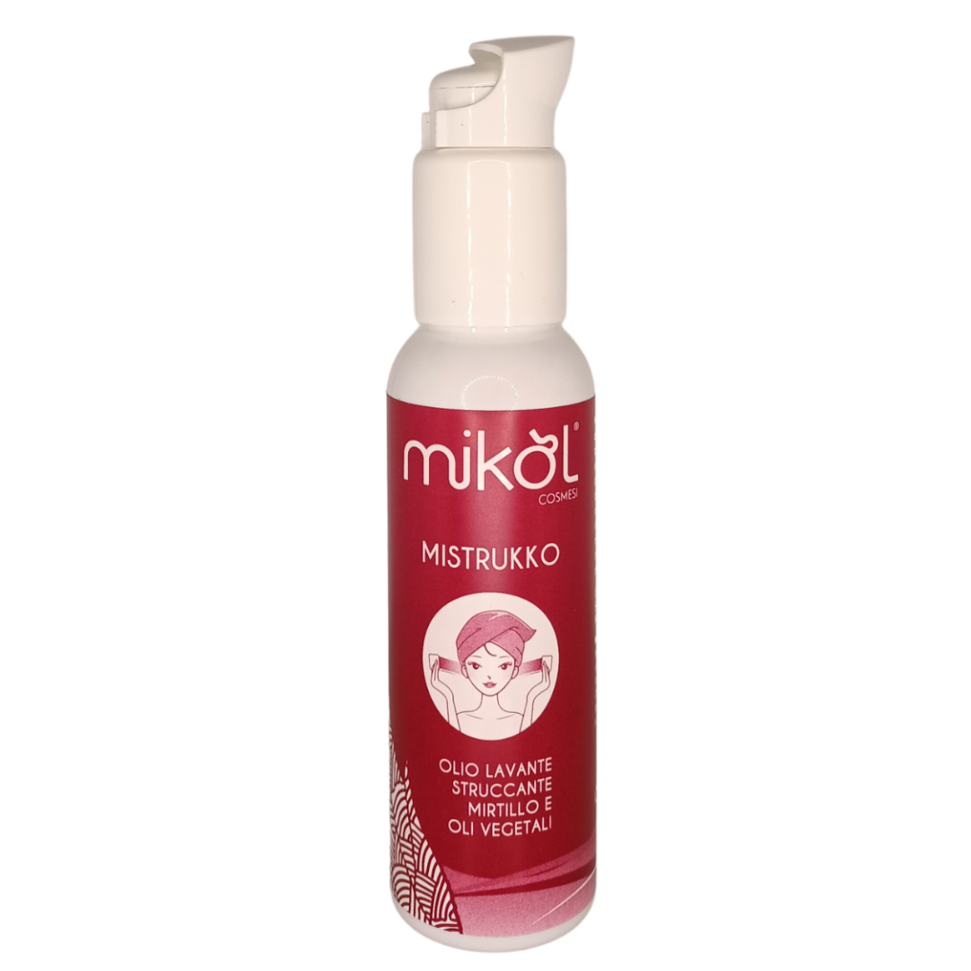 Mistrukko è un olio lavante e struccante ricco di oli vegetali nutrienti e protettivi, mirtillo antiossidante, calendula lenitiva ed emolliente e camomilla protettiva anche per le pelli più delicate. Efficace su tutti i tipi di trucco, anche quello waterproof, strucca dolcemente viso, occhi e labbra, ma è anche efficace per la rimozione di impurità e smog.